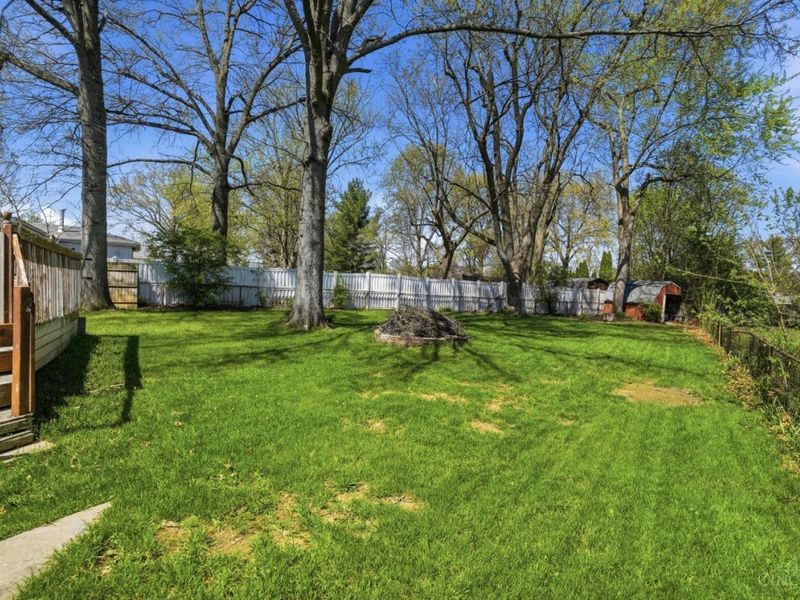 6140 Sharlene Drive, Green Township, OH 45248 Photo 24