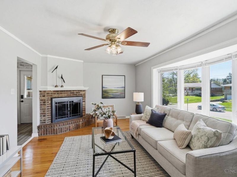 6140 Sharlene Drive, Green Township, OH 45248 Photo 4