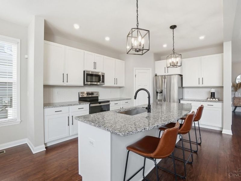 1479 Englewood Court, Maineville, OH 45039 Photo 9