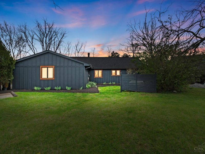 10228 Hightower Court, Montgomery, OH 45249 Photo 1