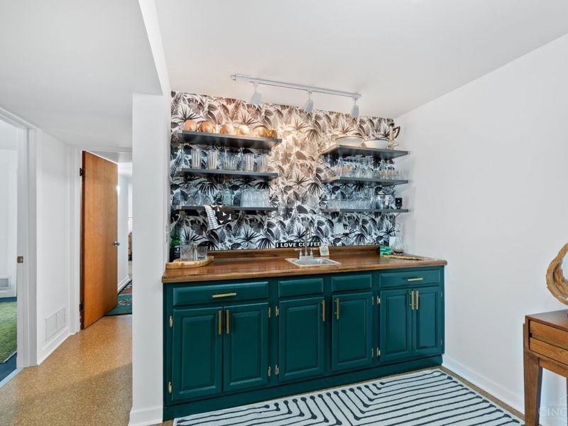 10228 Hightower Court, Montgomery, OH 45249 Photo 14