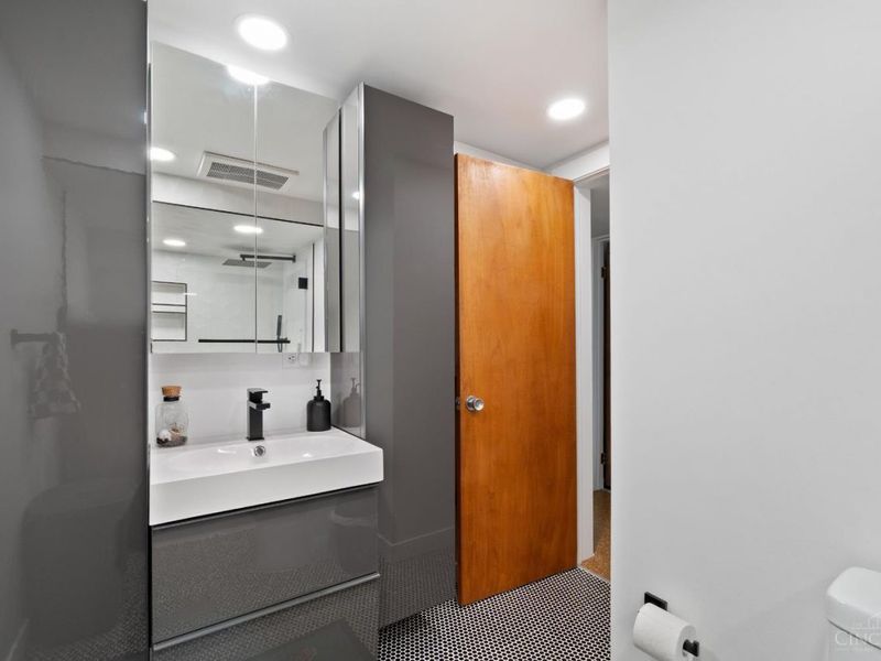 10228 Hightower Court, Montgomery, OH 45249 Photo 24