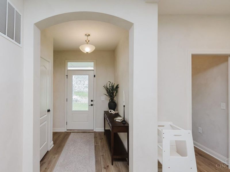 728 Harvest Lane, Washington Township, OH 45458 Photo 4