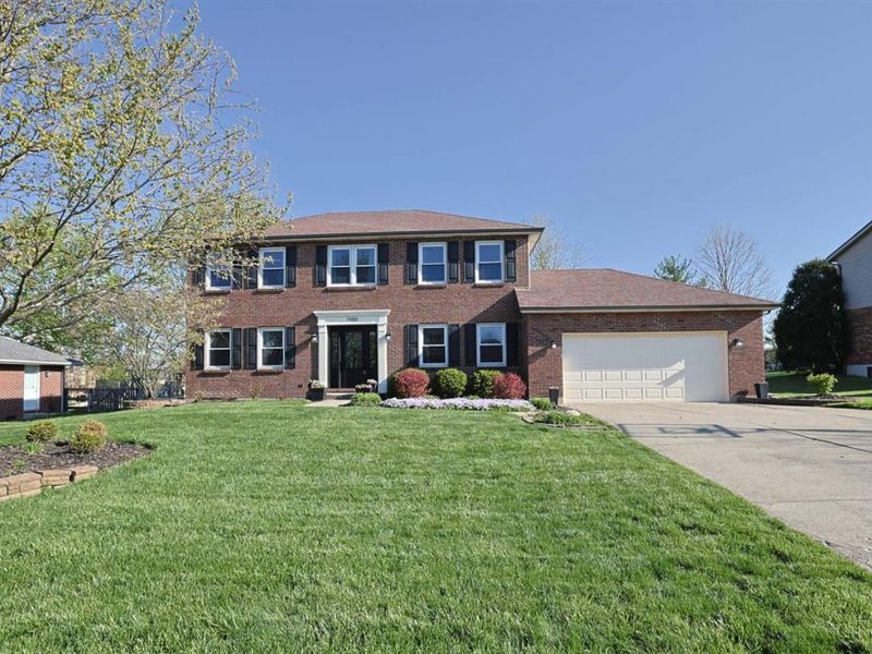 7488 Keehner Ridge Court, West Chester, OH 45069 Photo 1