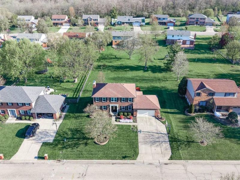 7488 Keehner Ridge Court, West Chester, OH 45069 Photo 3