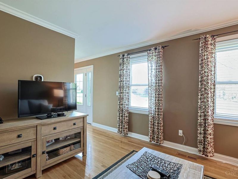 7488 Keehner Ridge Court, West Chester, OH 45069 Photo 8