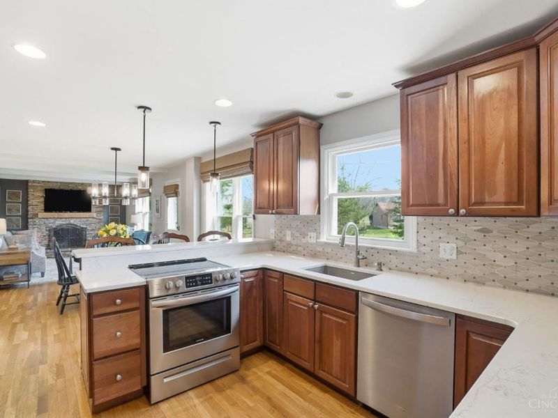 480 Flemridge Court, Wyoming, OH 45231 Photo 14