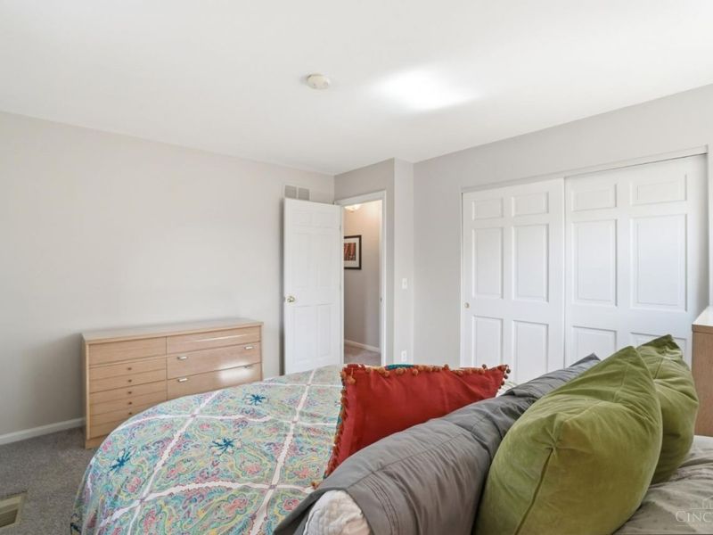 480 Flemridge Court, Wyoming, OH 45231 Photo 37