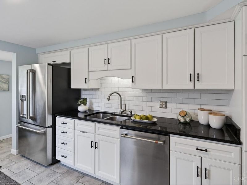 7344 Quailhollow Drive, Sycamore Township, OH 45243 Photo 10