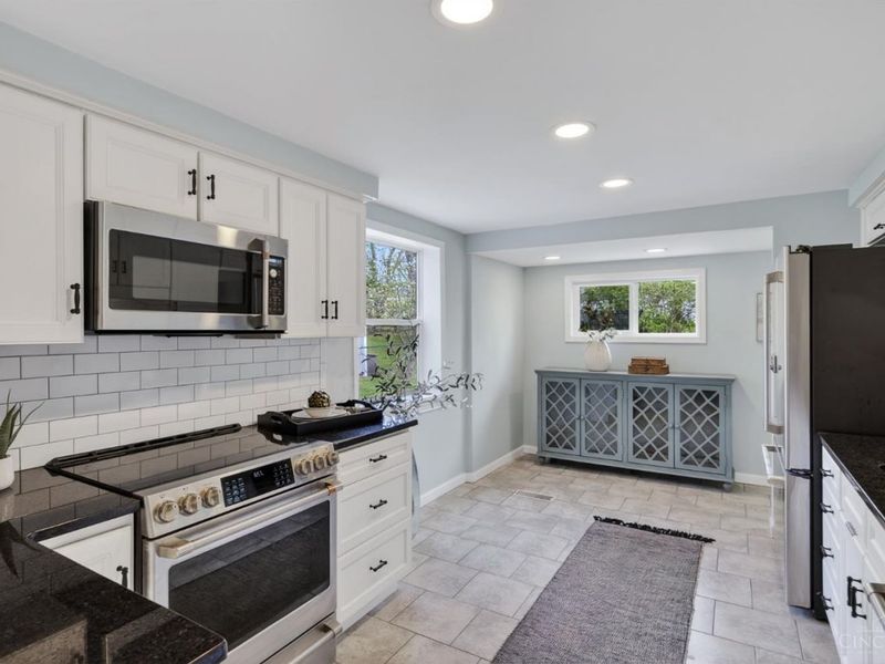 7344 Quailhollow Drive, Sycamore Township, OH 45243 Photo 9