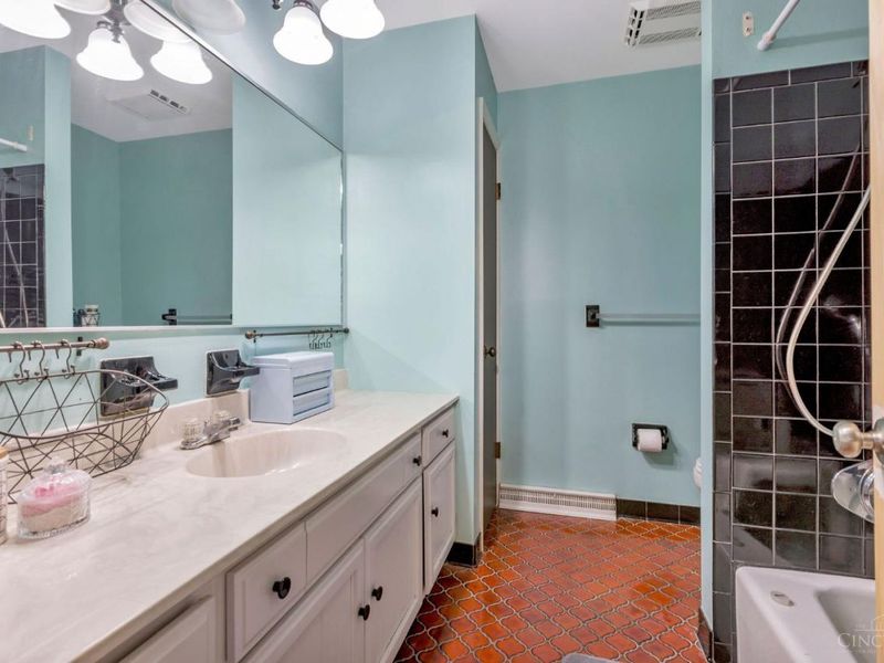 9681 Placid Drive, West Chester, OH 45241 Photo 8