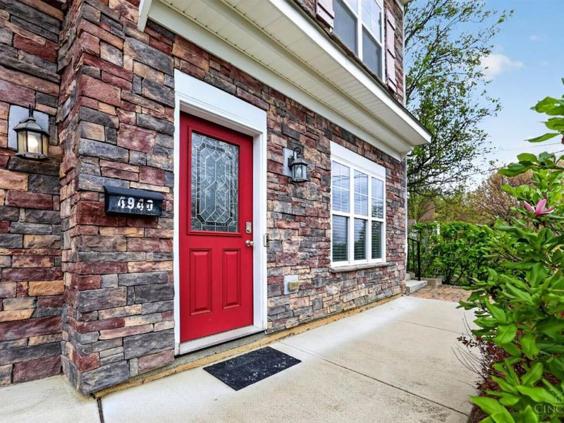 4940 Bouton Street, Cincinnati, OH 45208 Photo 3