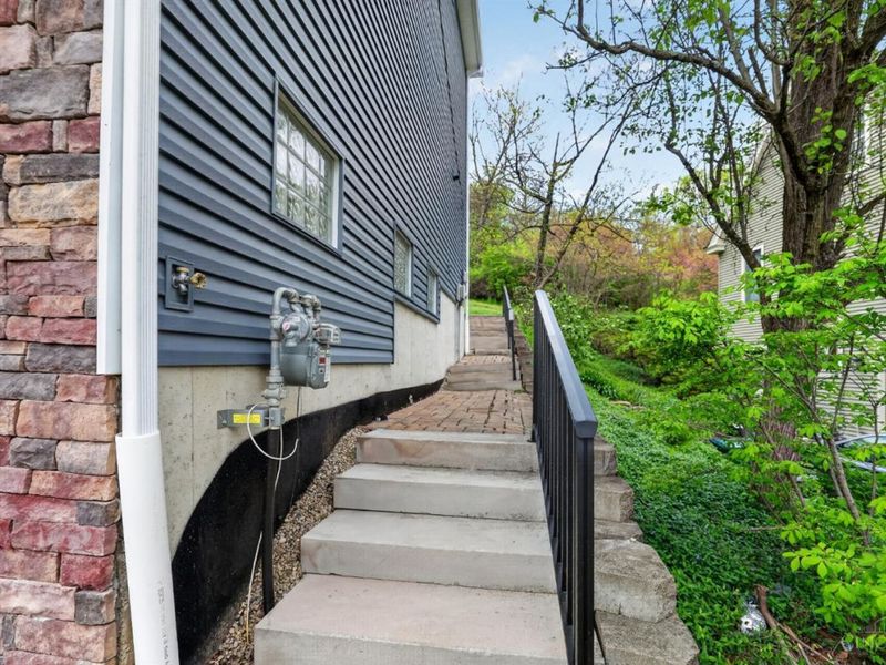 4940 Bouton Street, Cincinnati, OH 45208 Photo 4