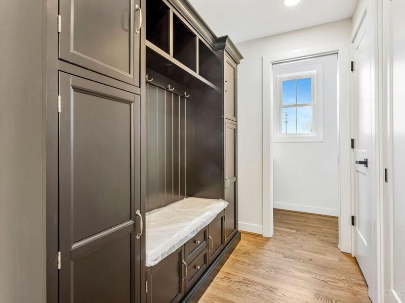 6845 E Fork Avenue, Cincinnati, OH 45227 Photo 23