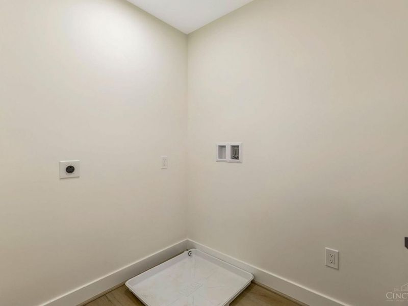 6845 E Fork Avenue, Cincinnati, OH 45227 Photo 31