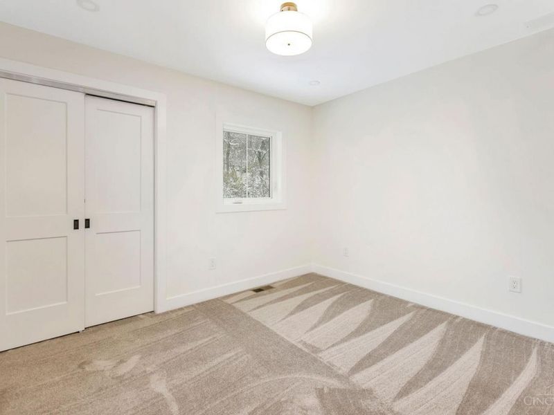 6845 E Fork Avenue, Cincinnati, OH 45227 Photo 36