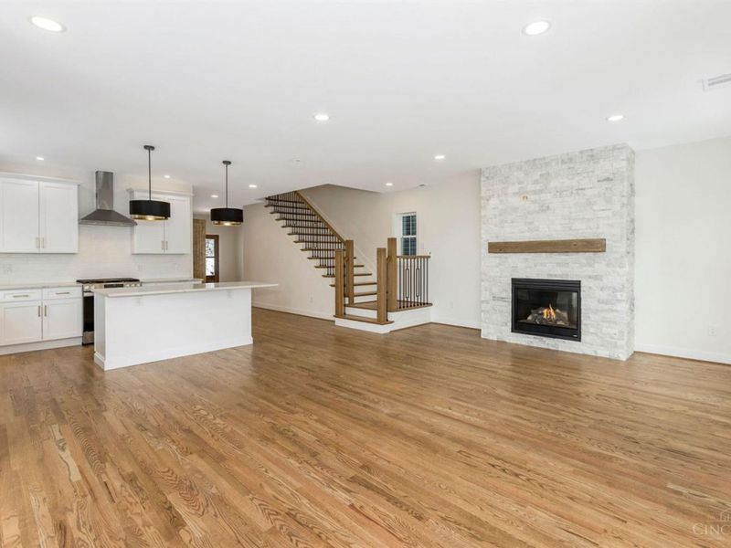 6845 E Fork Avenue, Cincinnati, OH 45227 Photo 8