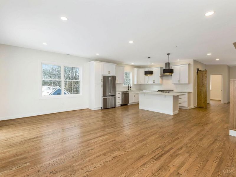 6845 E Fork Avenue, Cincinnati, OH 45227 Photo 9