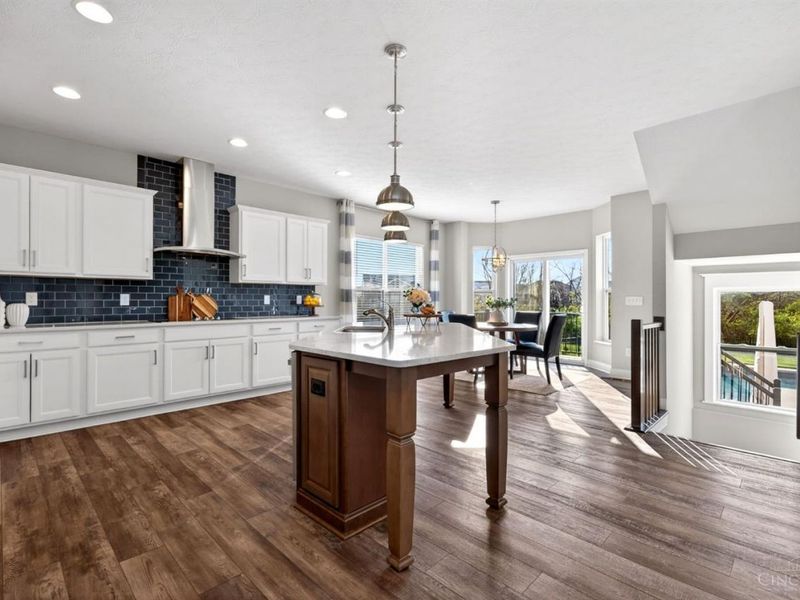 9460 W Meadow Drive, West Chester, OH 45069 Photo 13