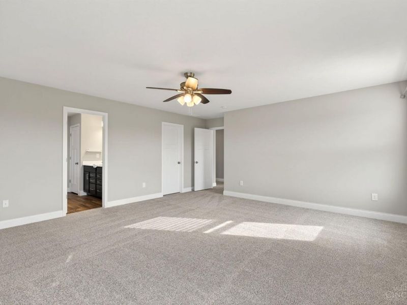 9460 W Meadow Drive, West Chester, OH 45069 Photo 32