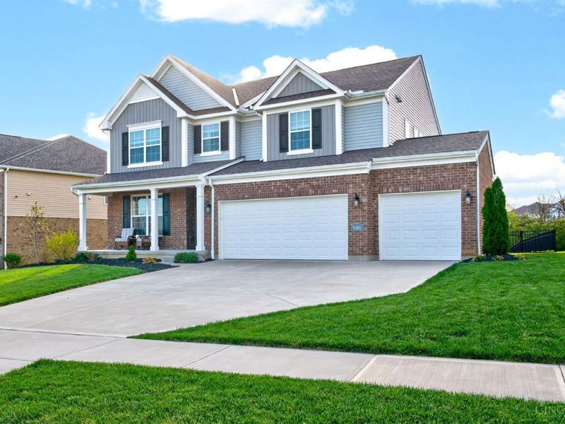 9460 W Meadow Drive, West Chester, OH 45069 Photo 4