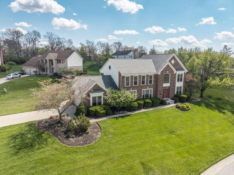 5459 Surrey Court, West Chester, OH 45069 Photo 2