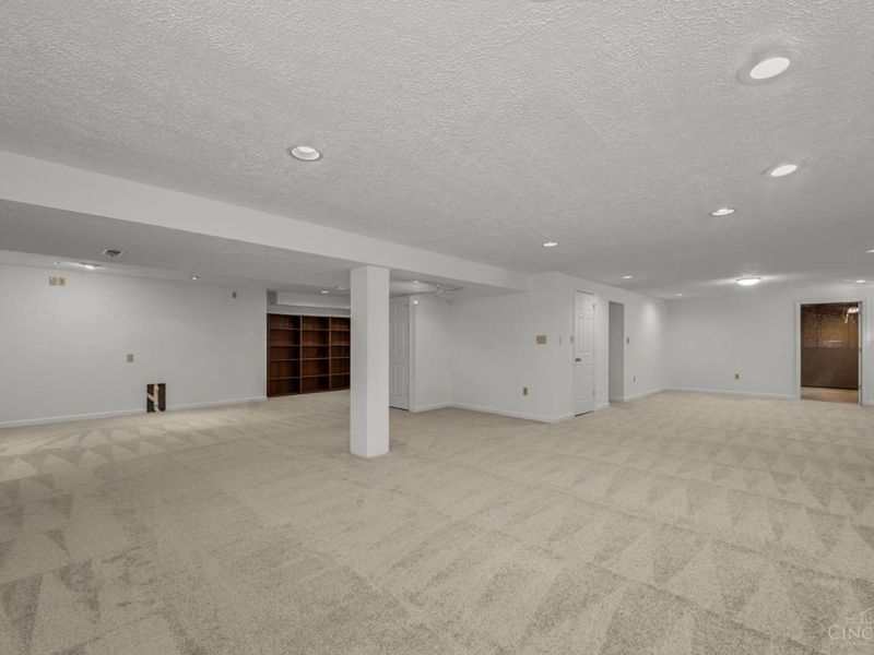 5459 Surrey Court, West Chester, OH 45069 Photo 35