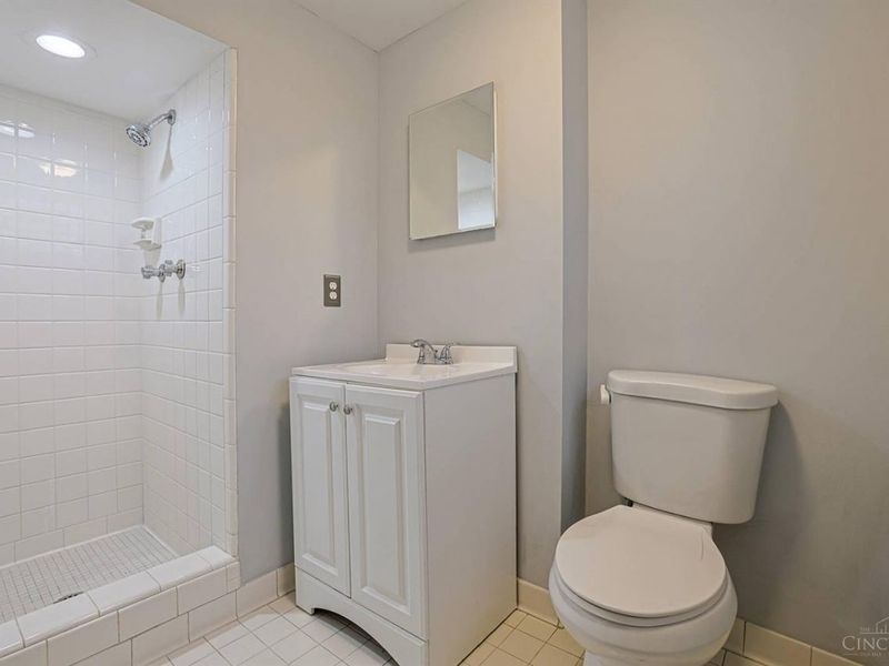 7811 Shawnee Run Road, Indian Hill, OH 45243 Photo 38