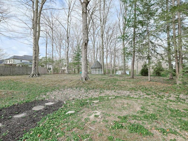 7811 Shawnee Run Road, Indian Hill, OH 45243 Photo 52