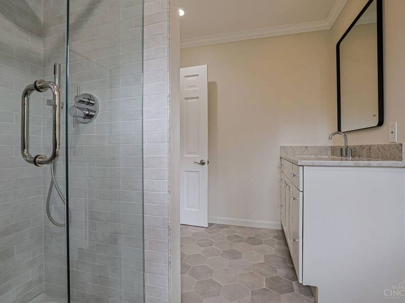 7811 Shawnee Run Road, Indian Hill, OH 45243 Photo 57