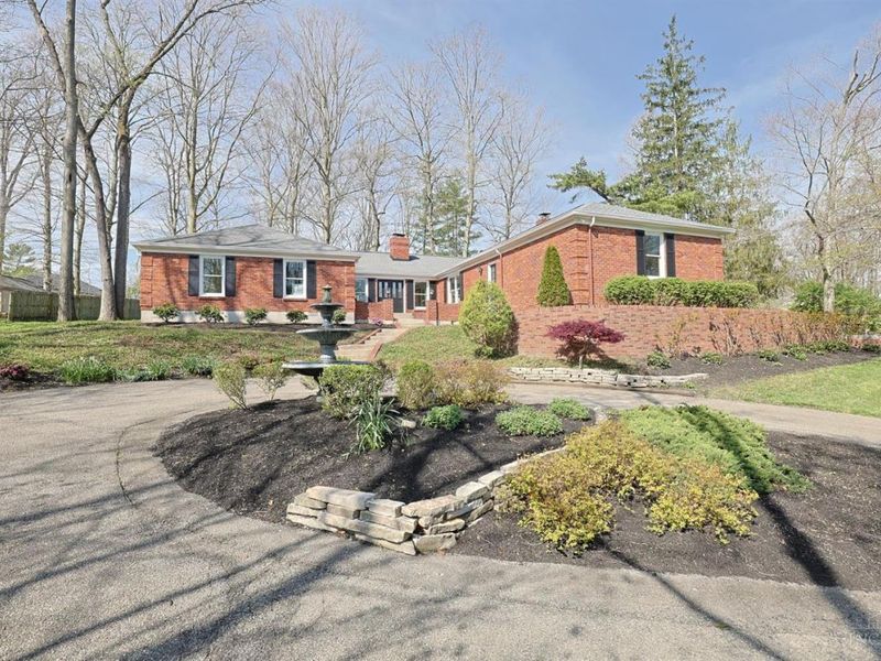 7811 Shawnee Run Road, Indian Hill, OH 45243 Photo 68