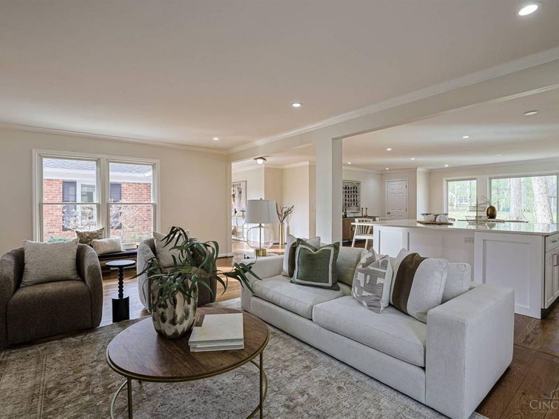 7811 Shawnee Run Road, Indian Hill, OH 45243 Photo 8