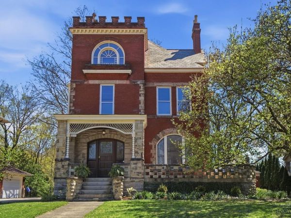 2944 Fairfield Avenue, Cincinnati, OH 45206