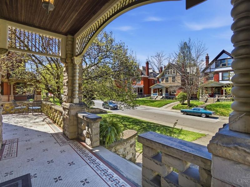 2944 Fairfield Avenue, Cincinnati, OH 45206 Photo 4