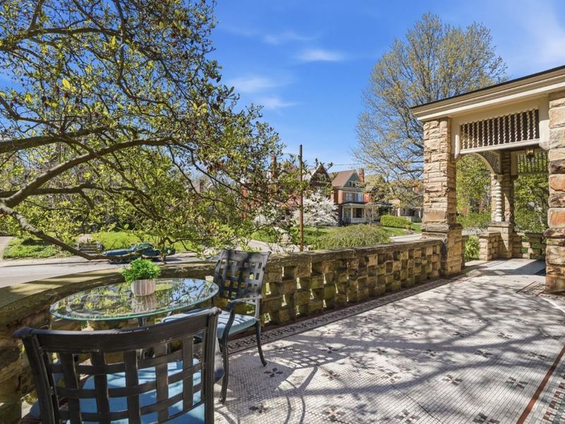 2944 Fairfield Avenue, Cincinnati, OH 45206 Photo 6