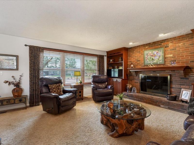 130 Meadow Lane, Hillsboro, OH 45133 Photo 3