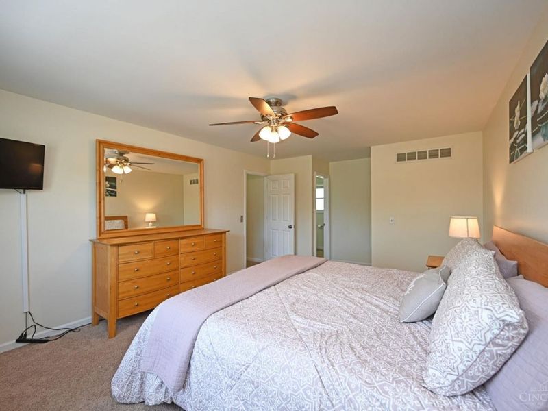 7426 Sussex Drive, West Chester, OH 45069 Photo 27