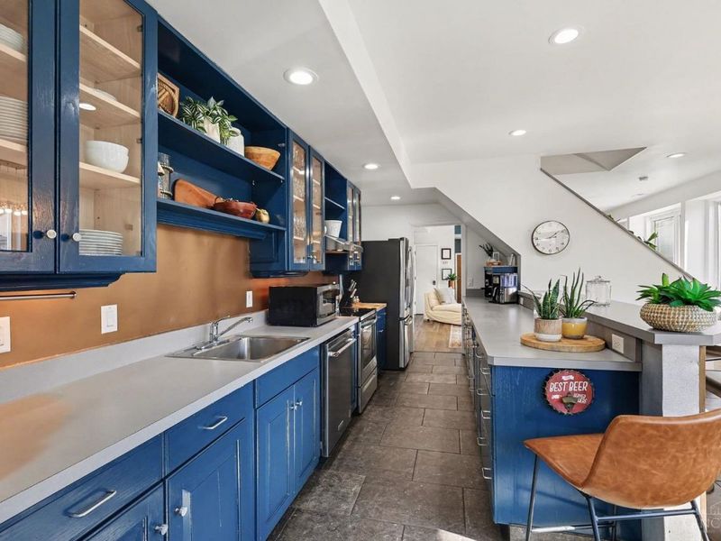 396 Probasco Street, Cincinnati, OH 45220 Photo 5