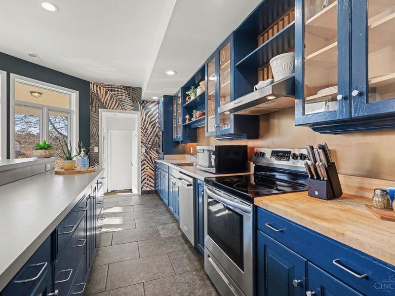 396 Probasco Street, Cincinnati, OH 45220 Photo 6