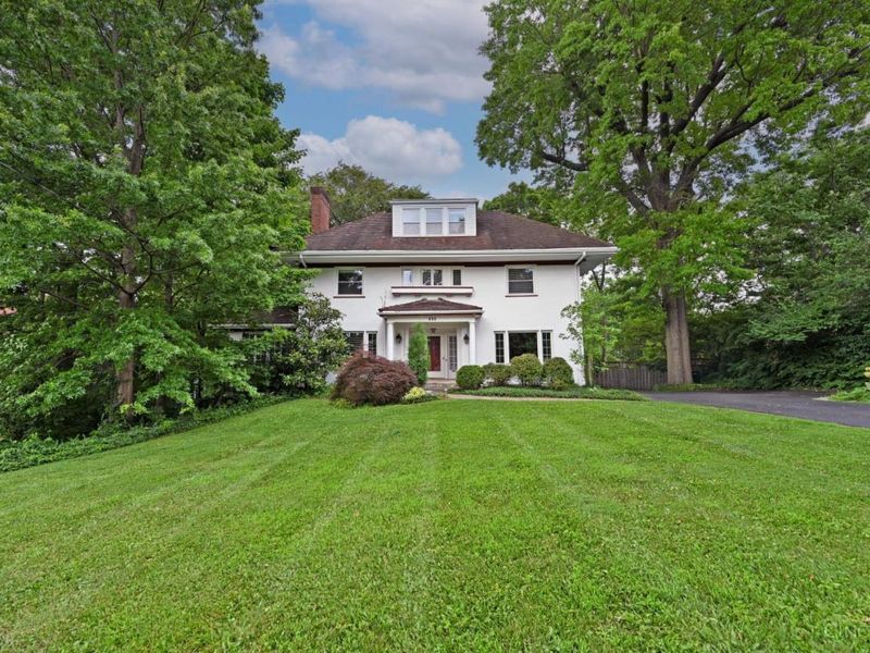 690 Clinton Springs Avenue, Cincinnati, OH 45229 Photo 2