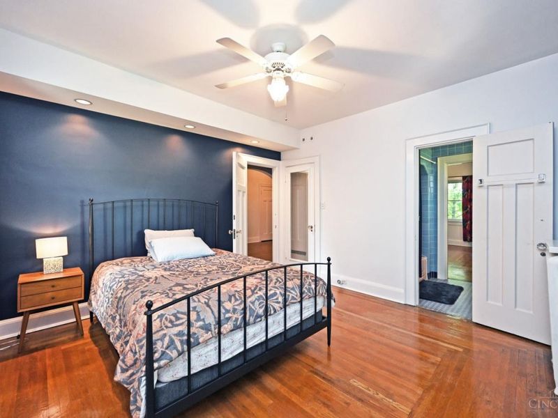 690 Clinton Springs Avenue, Cincinnati, OH 45229 Photo 47