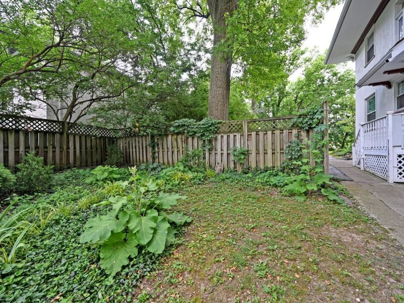 690 Clinton Springs Avenue, Cincinnati, OH 45229 Photo 75