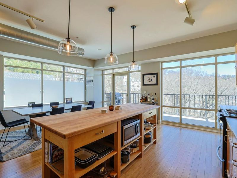 2260 Riverside Drive, Unit 402, Cincinnati, OH 45202 Photo 14