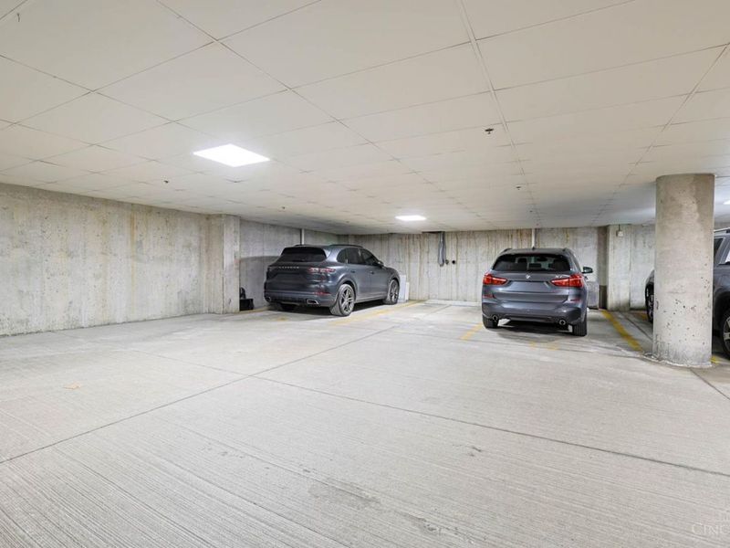 2260 Riverside Drive, Unit 402, Cincinnati, OH 45202 Photo 29