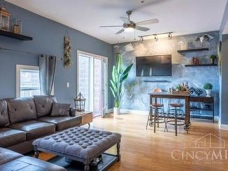 1326 Vine Street, Unit G, Cincinnati, OH 45202 Photo 6