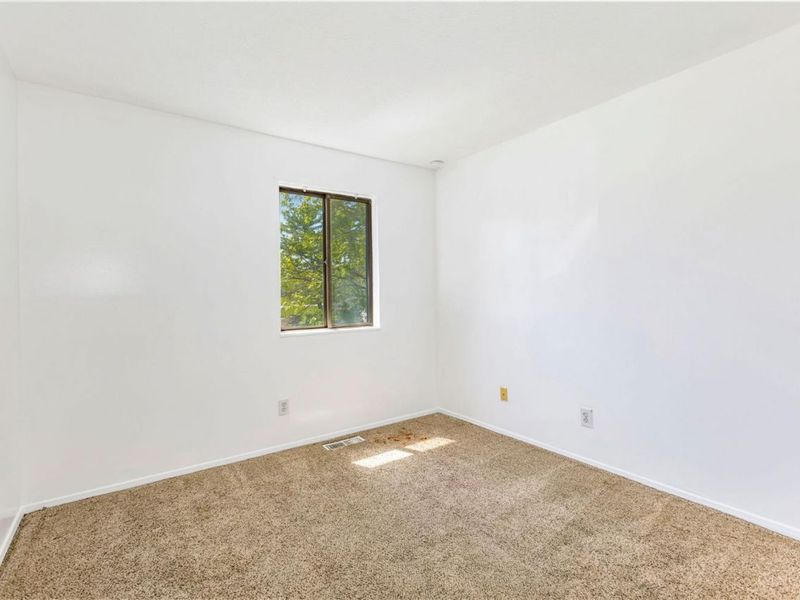 1010 E Crescentville Road, West Chester, OH 45246 Photo 30