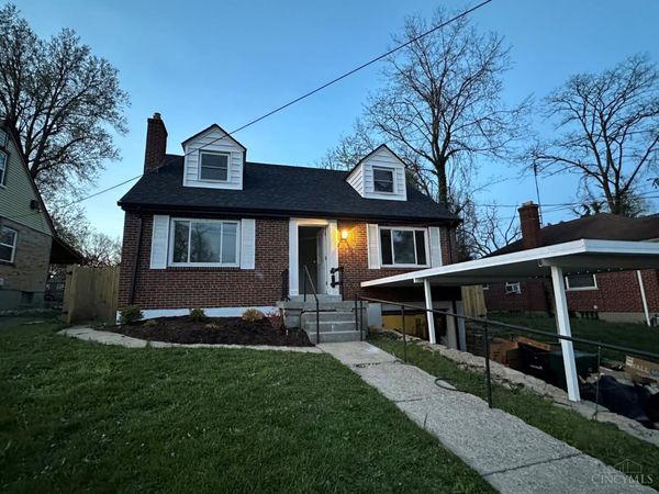 3942 Standish Avenue, Cincinnati, OH 45213