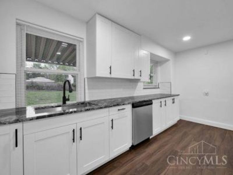 3942 Standish Avenue, Cincinnati, OH 45213 Photo 10