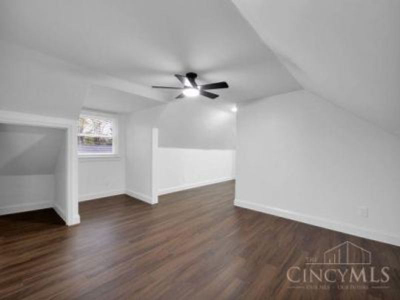 3942 Standish Avenue, Cincinnati, OH 45213 Photo 13