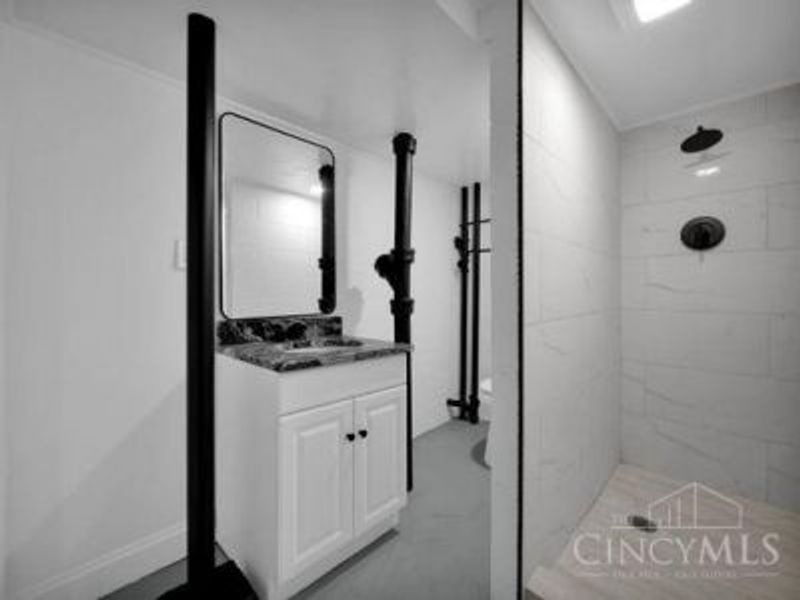 3942 Standish Avenue, Cincinnati, OH 45213 Photo 22